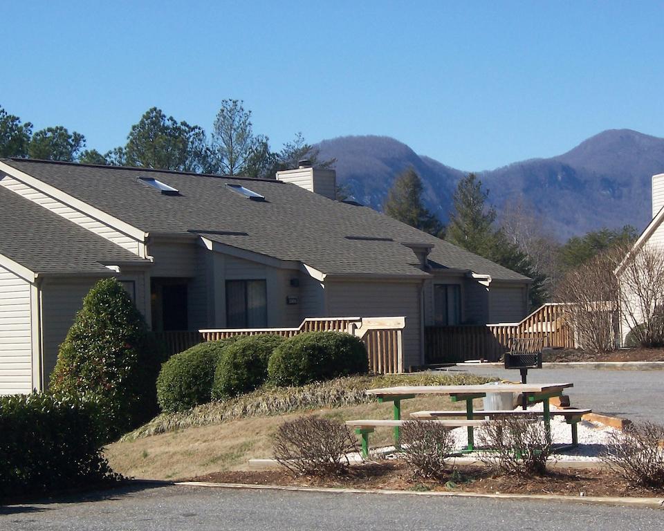 Fairways Of The Mountain Hotel Lake Lure Buitenkant foto